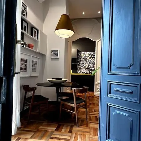 Lavi' Elegante Luminoso Apartment *