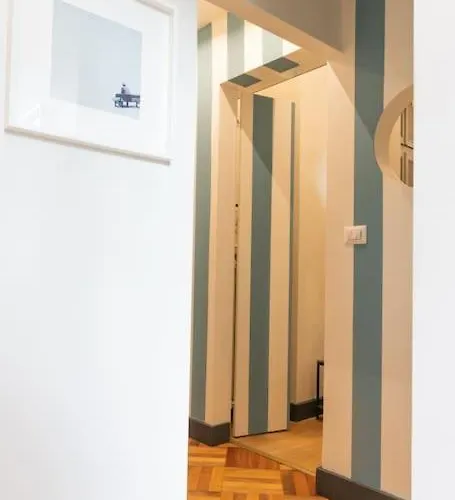 Apartment Lavi' Elegante Luminoso